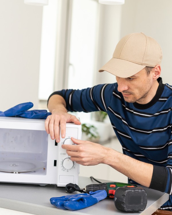 microwave repair technicians Vancouver